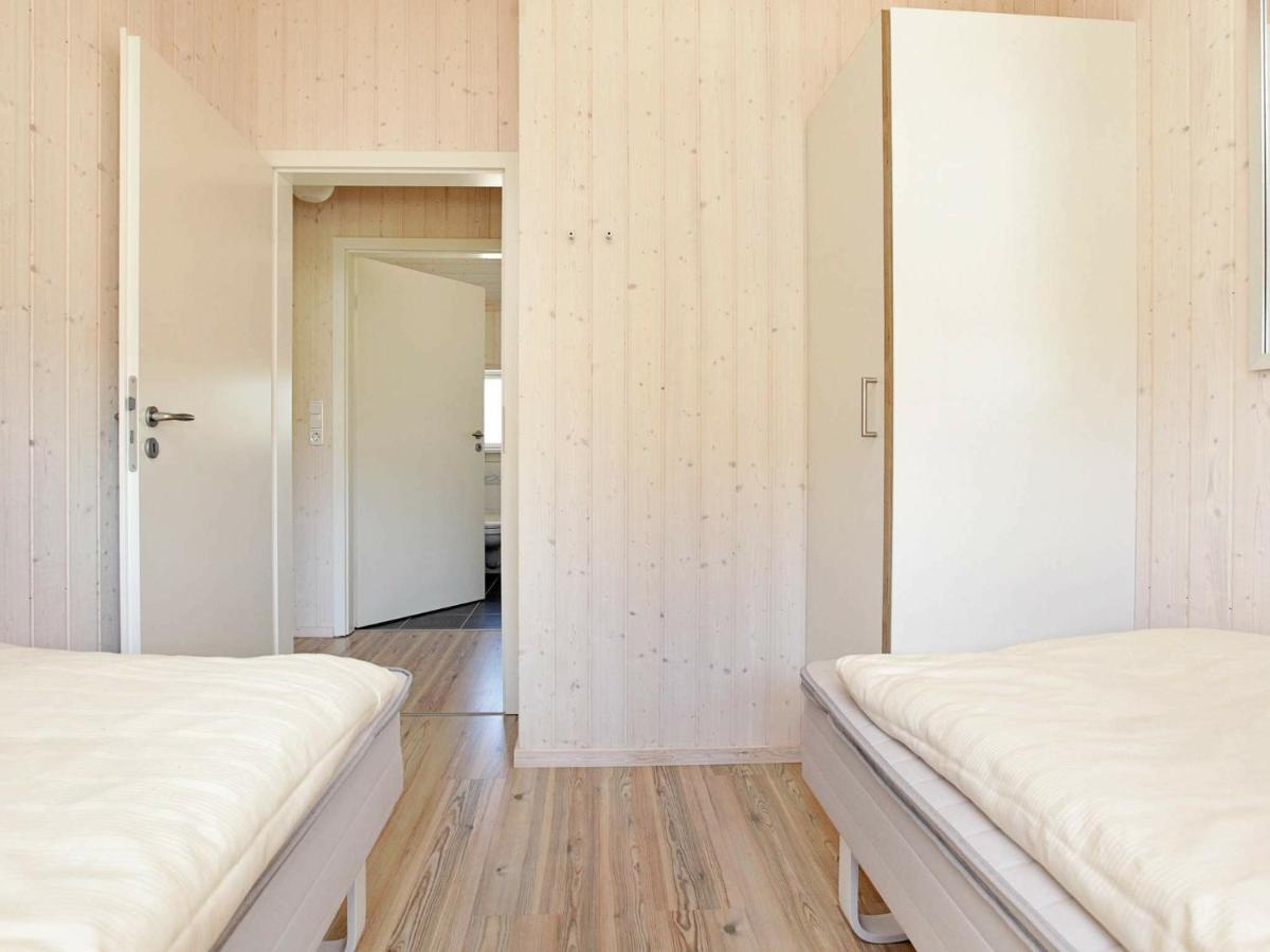 Four-Bedroom Holiday Home In Grossenbrode 1 Bagian luar foto